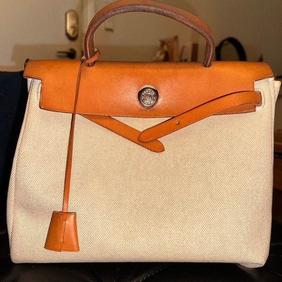 Hermes Handbags - Pre-loved Hermès Vintage Herbag Bag 31 Beige